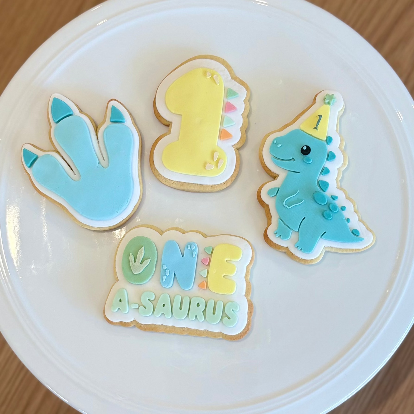 One-A-Saurus Bundle Cookie Stamp & Cutters