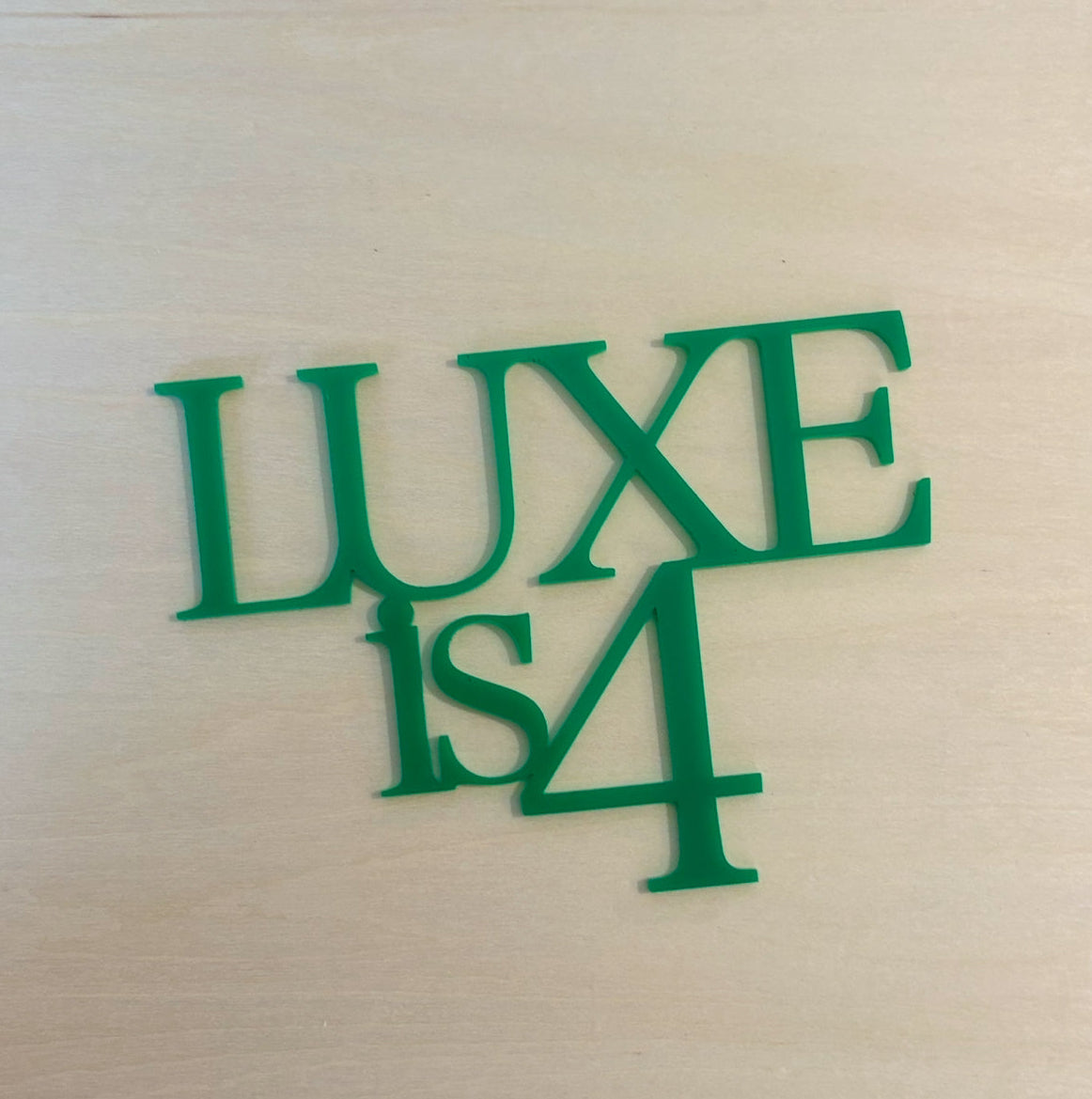 personalised_acrylic_cake_fropper_-_birthday_party_-_solid_green_acrylic
